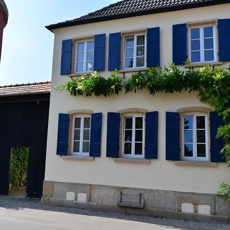 Gastehaus & Weingut Gehrig Hotel Weisenheim am Sand Exterior photo